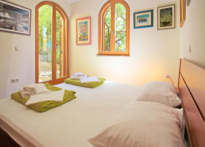 Appartamento In Mit Eigener Terrasse By Interhome