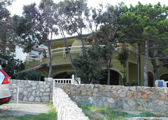 In Mit Eigener Terrasse By Interhome Appartamento